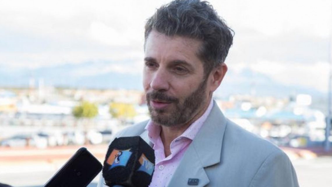 Gorbacz: «Él gana un 50% más, pero le pide a ella que pare con los gastos. El mundo del revés» Gorbacz: «Él gana un 50% más, pero le pide a ella que pare con los gastos. El mundo del revés»