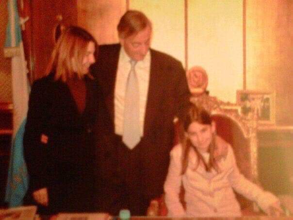 BERTONE RECORDÓ A NESTOR KIRCHNER LUEGO DE VOTAR EN USHUAIA BERTONE RECORDÓ A NESTOR KIRCHNER LUEGO DE VOTAR EN USHUAIA