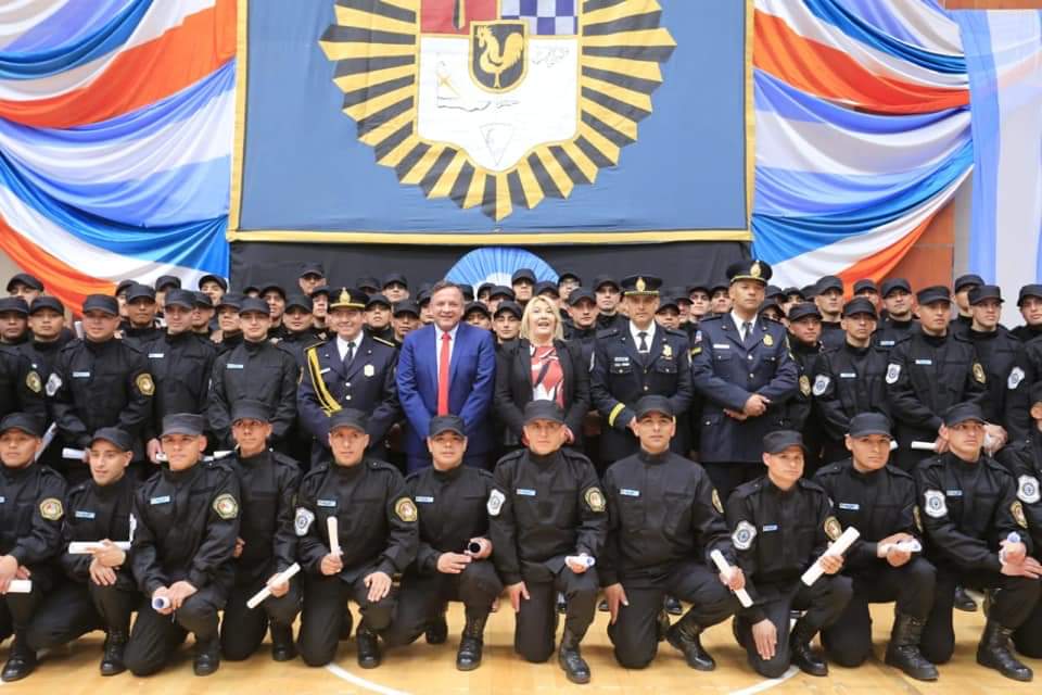 La Policía provincial sumó 21 oficiales y 86 agentes a sus filas La Policía provincial sumó 21 oficiales y 86 agentes a sus filas