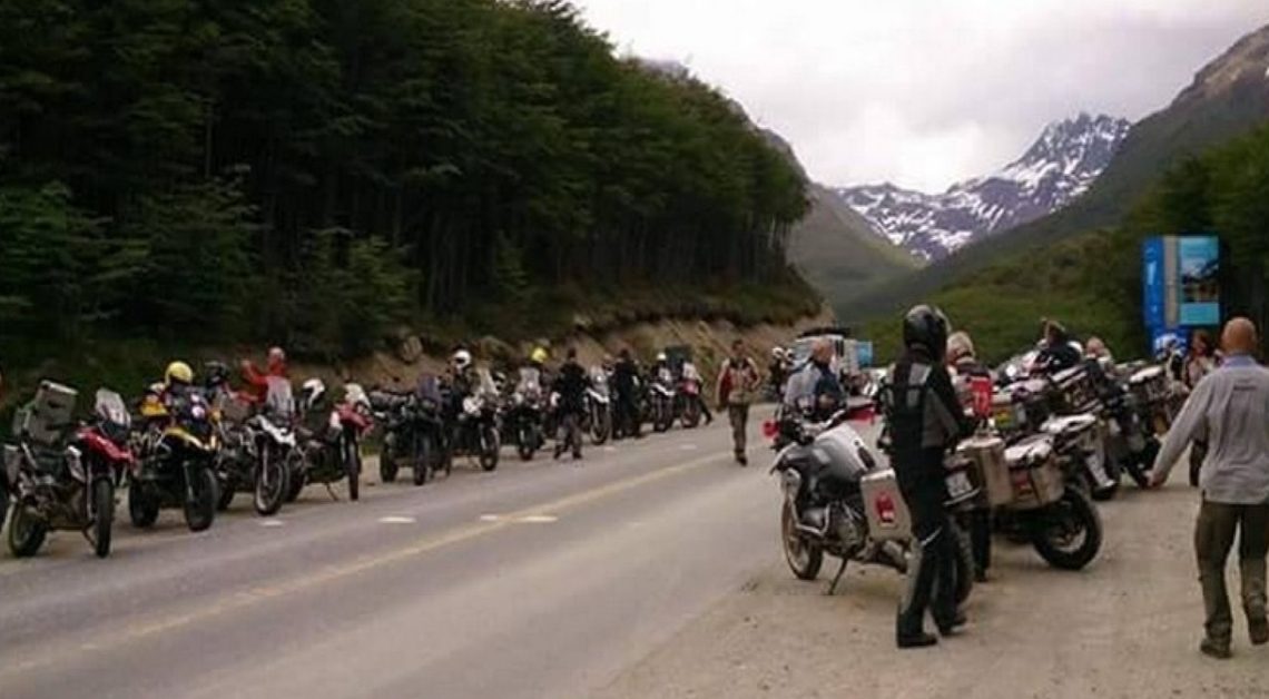 Este fin de semana Ushuaia recibirá más de 250 motoviajeros Este fin de semana Ushuaia recibirá más de 250 motoviajeros