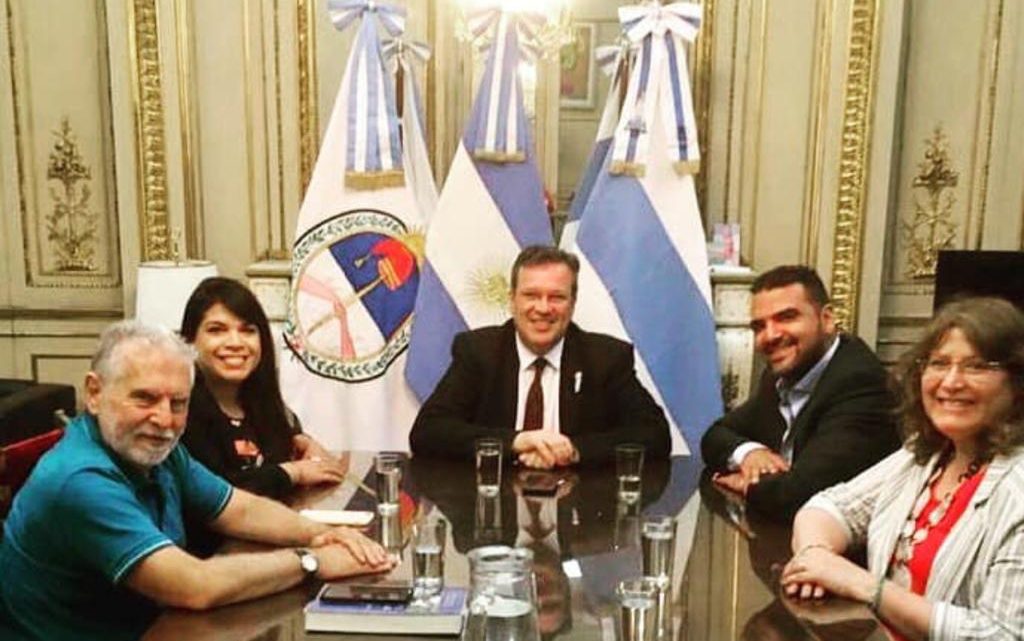 WALTER VUOTO: “TENEMOS UNA ENORME OPORTUNIDAD PARA DIFUNDIR NUESTRA CULTURA A TODO EL PAÍS” WALTER VUOTO: “TENEMOS UNA ENORME OPORTUNIDAD PARA DIFUNDIR NUESTRA CULTURA A TODO EL PAÍS”
