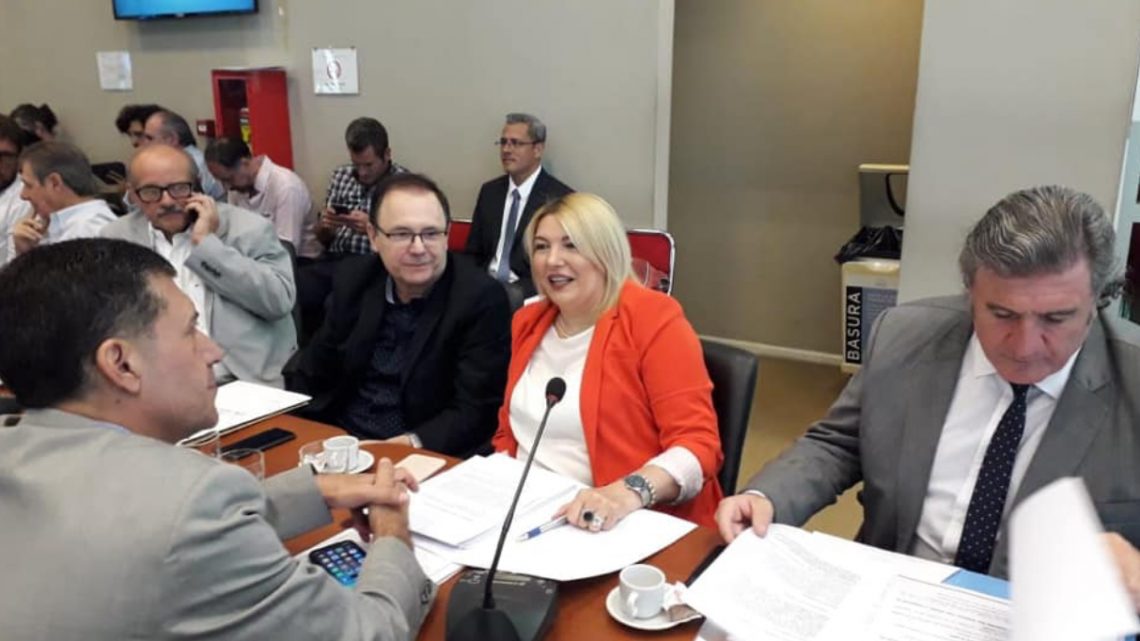 Bertone: “En el caso de Tierra del Fuego no habría ninguna situación por la cual habría que pedirle ayuda a la Nación” Bertone: “En el caso de Tierra del Fuego no habría ninguna situación por la cual habría que pedirle ayuda a la Nación”