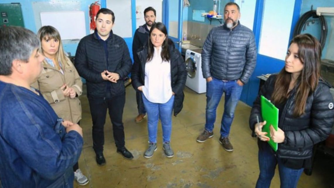 “Estamos ocupados en mejorarles las condiciones laborales a todos los trabajadores municipales” “Estamos ocupados en mejorarles las condiciones laborales a todos los trabajadores municipales”