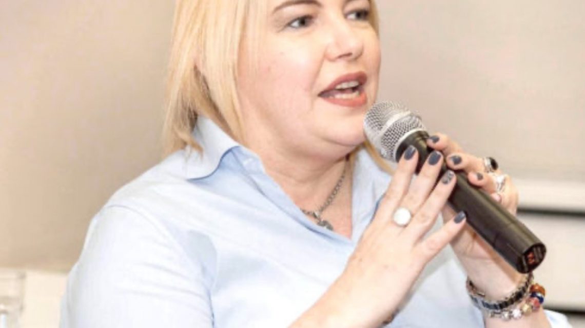 Bertone: “El eslogan de Melella ‘Vamos a vivir mejor’ aludía a él y a sus funcionarios” Bertone: “El eslogan de Melella ‘Vamos a vivir mejor’ aludía a él y a sus funcionarios”
