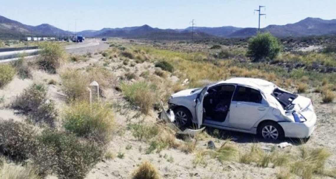 Familia fueguina volcó en el regreso de sus vacaciones Familia fueguina volcó en el regreso de sus vacaciones