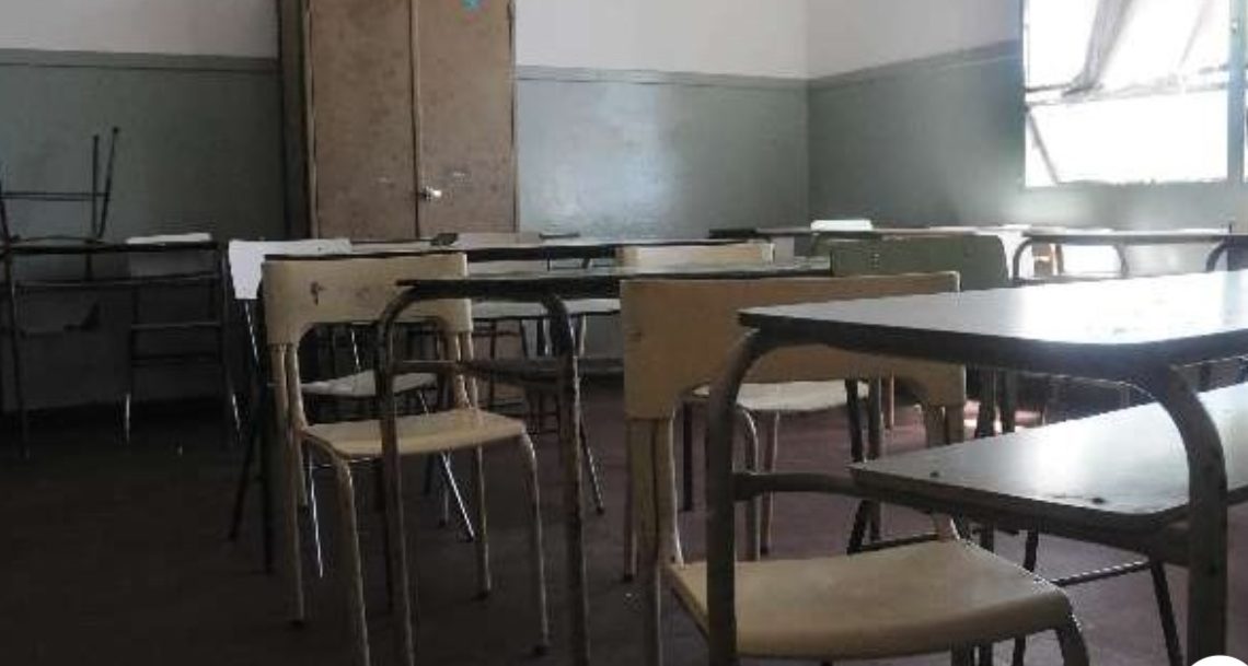 EL GOBIERNO ELIMINÓ LA OBLIGATORIEDAD DE PRESENTAR CERTIFICADO DE ALUMNO REGULAR EL GOBIERNO ELIMINÓ LA OBLIGATORIEDAD DE PRESENTAR CERTIFICADO DE ALUMNO REGULAR