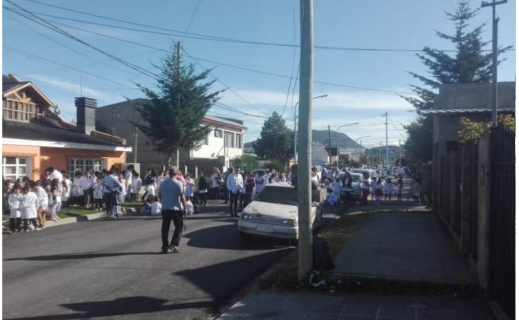 Ya no importa que miles de alumnos no tengan clase, ahora la prioridad es cuidar a Melella Ya no importa que miles de alumnos no tengan clase, ahora la prioridad es cuidar a Melella