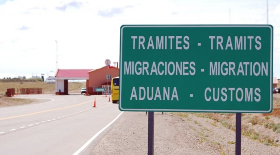 URGENTE: Santa Cruz Suspendió La Atención En Frontera Y No Deja Pasar Camiones A Tierra Del Fuego URGENTE: Santa Cruz Suspendió La Atención En Frontera Y No Deja Pasar Camiones A Tierra Del Fuego