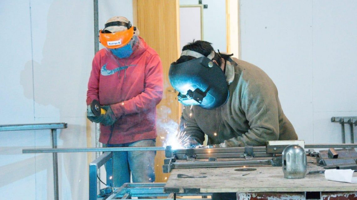 LA DIRECTORA DEL PAMI DESTACÓ EL POLO HOSPITALARIO QUE CONSTRUYE EL MUNICIPIO PARA ENFRENTAR LA PANDEMIA LA DIRECTORA DEL PAMI DESTACÓ EL POLO HOSPITALARIO QUE CONSTRUYE EL MUNICIPIO PARA ENFRENTAR LA PANDEMIA