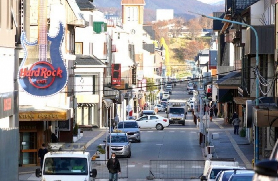 Buenas Noticias: Ushuaia dejó de ser una ciudad de “transmisión comunitaria” según el Ministerio de Salud Buenas Noticias: Ushuaia dejó de ser una ciudad de “transmisión comunitaria” según el Ministerio de Salud