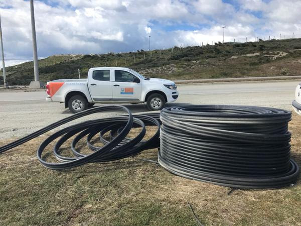 EL GOBIERNO ABANDONÓ EL TENDIDO DE LA FIBRA ÓPTICA EL GOBIERNO ABANDONÓ EL TENDIDO DE LA FIBRA ÓPTICA