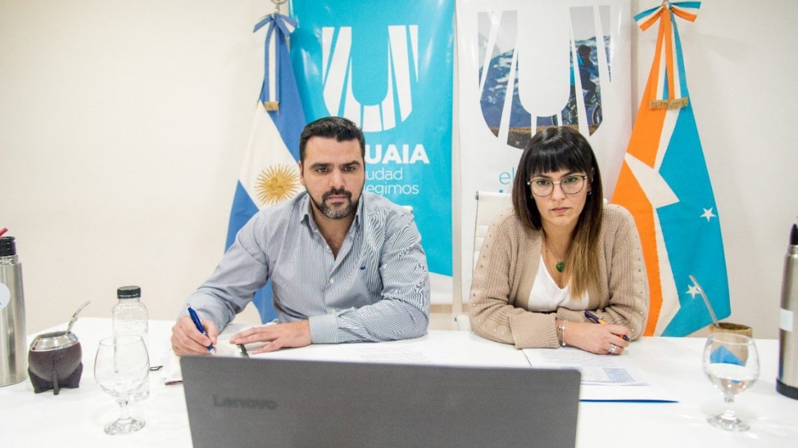 EL MUNICIPIO DE USHUAIA Y LA UNTDF CAPACITARÁN A TRABAJADORES Y EMPRESAS SOBRE EL COVID-19 EL MUNICIPIO DE USHUAIA Y LA UNTDF CAPACITARÁN A TRABAJADORES Y EMPRESAS SOBRE EL COVID-19