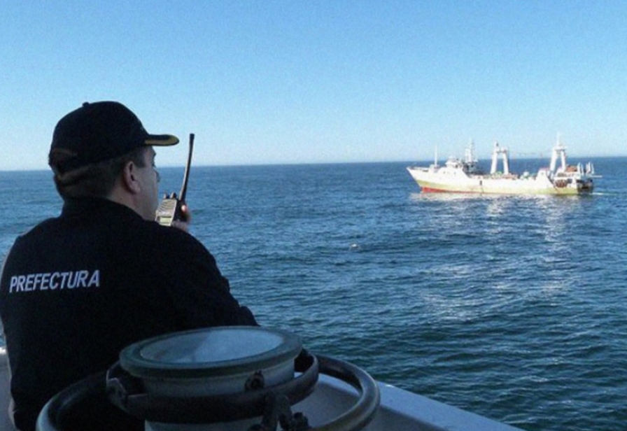 Capturaron tres buques extranjeros por pesca ilegal en el sur argentino Capturaron tres buques extranjeros por pesca ilegal en el sur argentino
