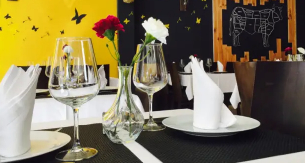 Los restaurantes vuelven atender al público en TDF Los restaurantes vuelven atender al público en TDF