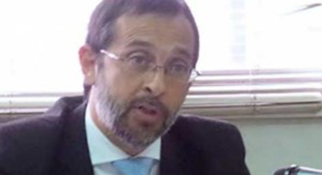 «Desahogo Sexual»: Con 800 Mil Firmas Piden Juicio Político Al Fiscal Rivarola «Desahogo Sexual»: Con 800 Mil Firmas Piden Juicio Político Al Fiscal Rivarola