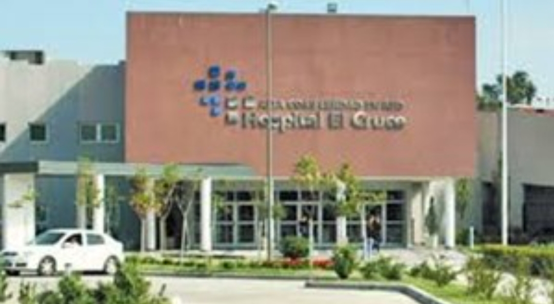 Le reimplantaron la mano a un chico que la había perdido por un hachazo Le reimplantaron la mano a un chico que la había perdido por un hachazo