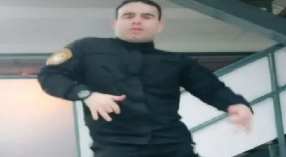 Doble moral: Sancionan a un agente, pero nada dicen del Comisario denunciado por acoso Doble moral: Sancionan a un agente, pero nada dicen del Comisario denunciado por acoso