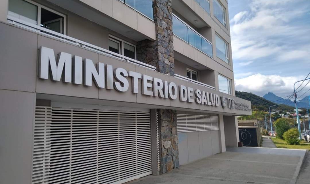TRABAJADORES INCLUIDOS EN EL GRUPO DE RIESGO PODRÁN SER CONVOCADOS A PRESTAR SERVICIOS TRABAJADORES INCLUIDOS EN EL GRUPO DE RIESGO PODRÁN SER CONVOCADOS A PRESTAR SERVICIOS