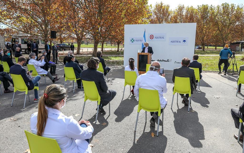 Coronavirus: El Presidente encabezó la puesta en marcha del Hospital Solidario COVID-19 Austral en Pilar Coronavirus: El Presidente encabezó la puesta en marcha del Hospital Solidario COVID-19 Austral en Pilar