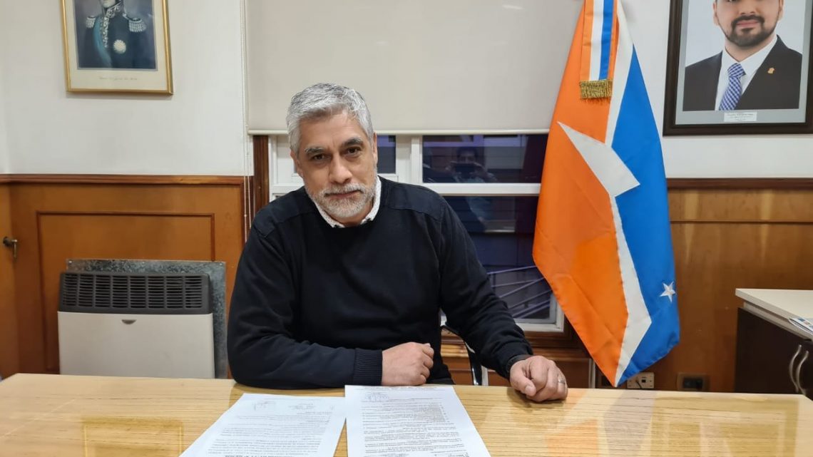 PABLO GARCÍA: “USHUAIA HACE UN ESFUERZO ENORME Y NOS TENEMOS QUE CUIDAR ENTRE TODOS” PABLO GARCÍA: “USHUAIA HACE UN ESFUERZO ENORME Y NOS TENEMOS QUE CUIDAR ENTRE TODOS”