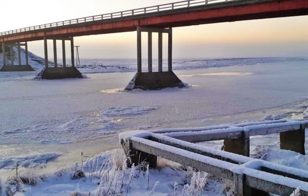 Hizo tanto frío que se congeló el río Grande de orilla a orilla Hizo tanto frío que se congeló el río Grande de orilla a orilla