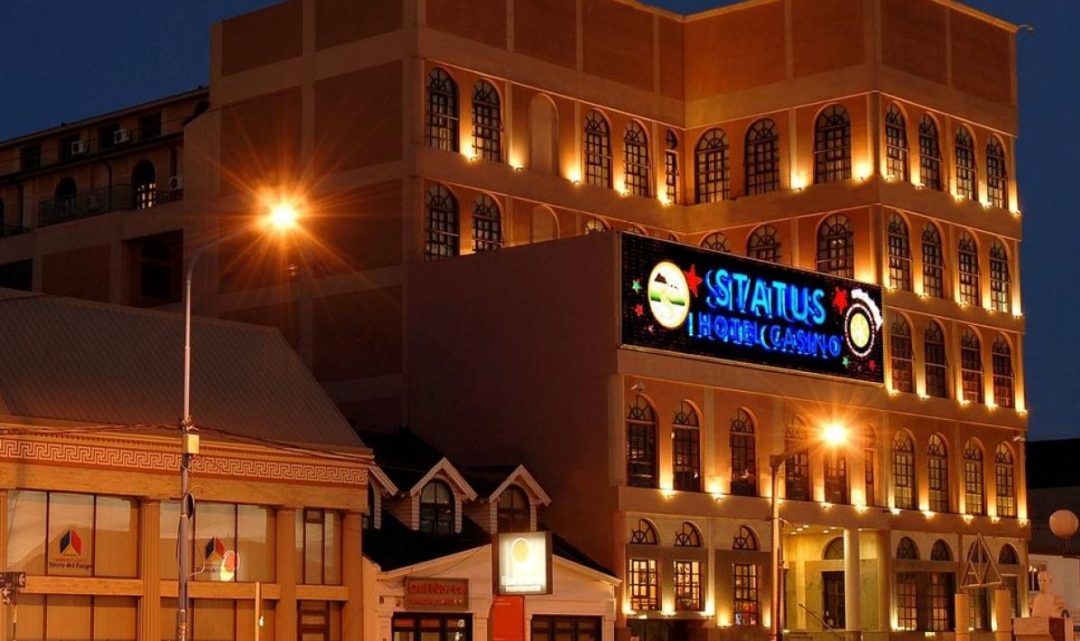 El Hotel Status vuelve a abrir El Hotel Status vuelve a abrir