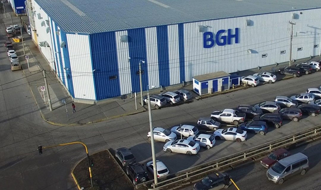 BGH suspendió actividades por casos positivos en fábricas y se aguarda un anunció desde el Gobierno BGH suspendió actividades por casos positivos en fábricas y se aguarda un anunció desde el Gobierno