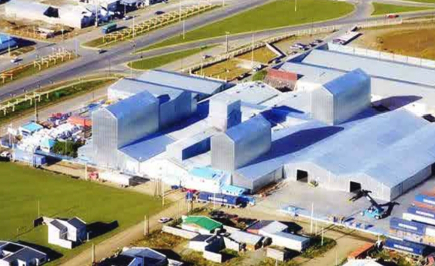 Paralizaron la fábrica Río Chico por un caso positivo de COVID-19: más de 70 trabajadores aislados Paralizaron la fábrica Río Chico por un caso positivo de COVID-19: más de 70 trabajadores aislados