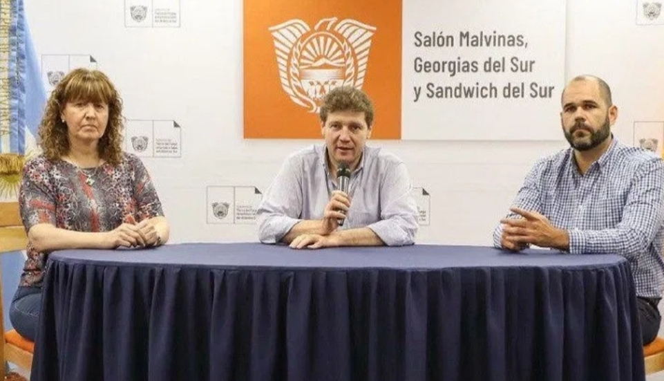 Ausentes: Rebrota el virus por todos lados y el Gobierno no hace nada Ausentes: Rebrota el virus por todos lados y el Gobierno no hace nada