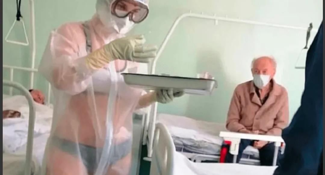 Enfermera atendía a pacientes con coronavirus en ropa interior: acabó sancionada Enfermera atendía a pacientes con coronavirus en ropa interior: acabó sancionada