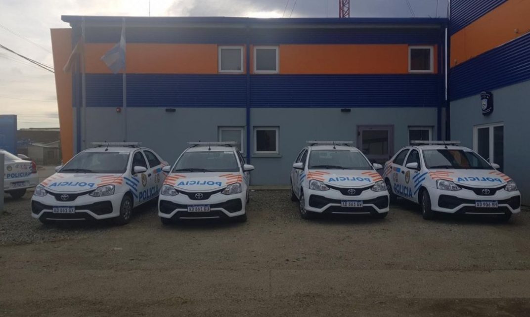 Mujer produjo daños sobre el auto de su ex pareja Mujer produjo daños sobre el auto de su ex pareja