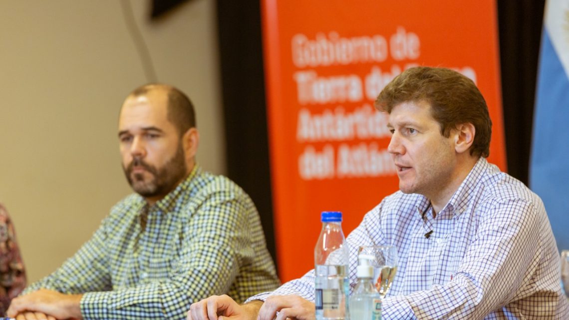Agustin Tita sumó 6 nuevos asesores a su gabinete Agustin Tita sumó 6 nuevos asesores a su gabinete