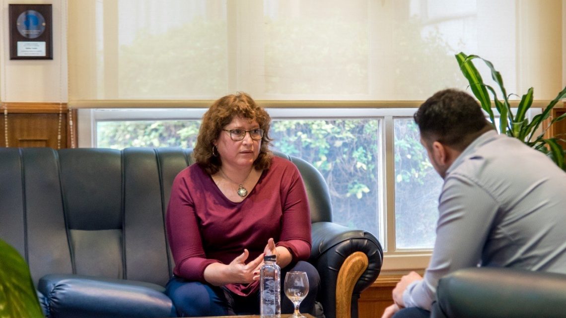 WALTER VUOTO SE REUNIÓ CON LA DIPUTADA NACIONAL CAROLINA YUTROVIC WALTER VUOTO SE REUNIÓ CON LA DIPUTADA NACIONAL CAROLINA YUTROVIC