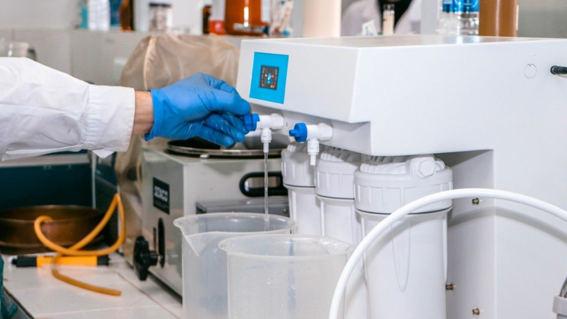 LA MUNICIPALIDAD DE USHUAIA ADQUIRIÓ UN EQUIPO DE ÓSMOSIS INVERSA PARA LA PRODUCCIÓN DE AGUA ULTRA PURA LA MUNICIPALIDAD DE USHUAIA ADQUIRIÓ UN EQUIPO DE ÓSMOSIS INVERSA PARA LA PRODUCCIÓN DE AGUA ULTRA PURA