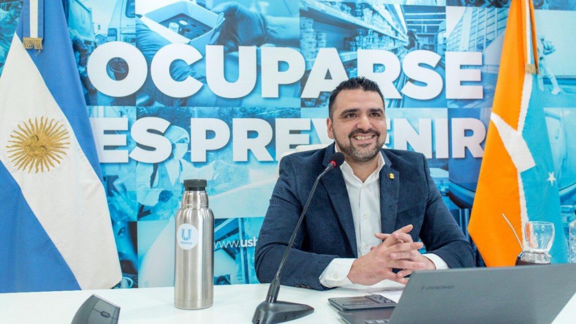 WALTER VUOTO FELICITÓ A LA UNTDF POR EL FINANCIAMIENTO PARA LA CONSTRUCCIÓN DEL NUEVO EDIFICIO WALTER VUOTO FELICITÓ A LA UNTDF POR EL FINANCIAMIENTO PARA LA CONSTRUCCIÓN DEL NUEVO EDIFICIO