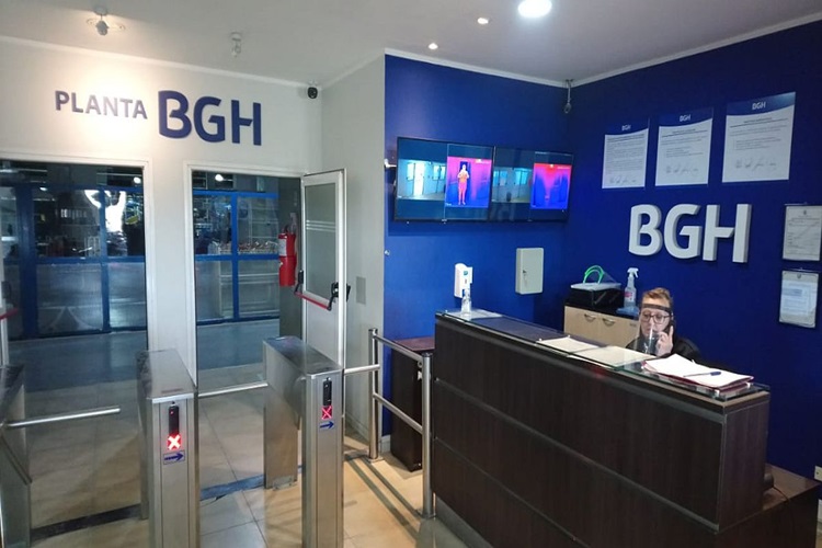 Operario aislado intento ingresar a BGH para parar la producción Operario aislado intento ingresar a BGH para parar la producción