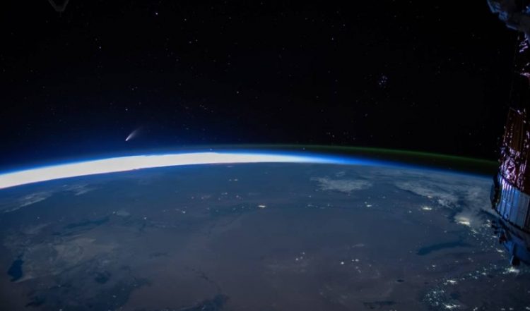 Cómo y cuándo ver los fragmentos del cometa Neowise en Argentina Cómo y cuándo ver los fragmentos del cometa Neowise en Argentina