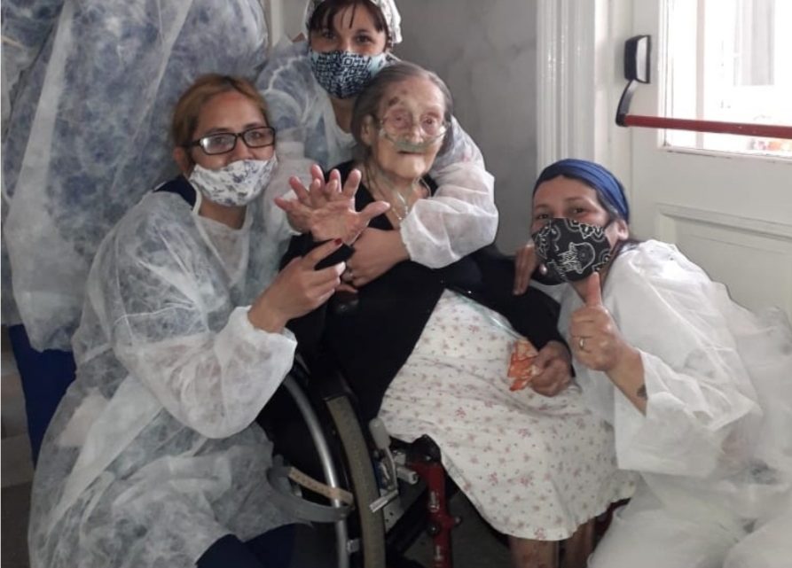 Una mujer de 110 años se recuperó el coronavirus Una mujer de 110 años se recuperó el coronavirus