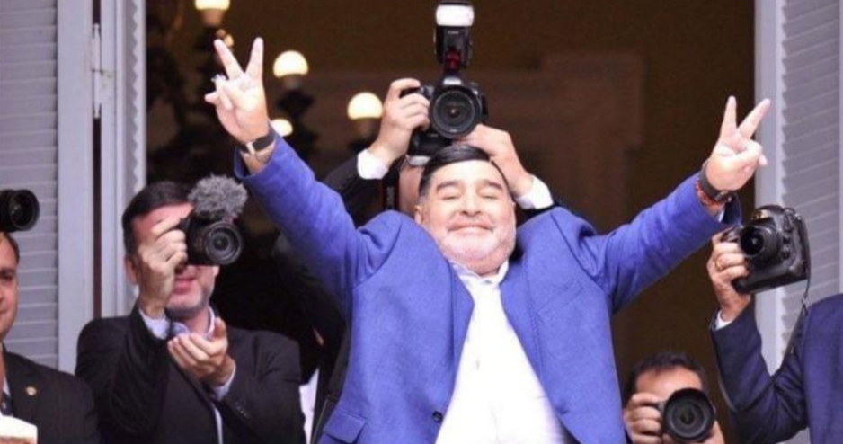 MARADONA CELEBRÓ EL DÍA DE LA LEALTAD: «FUI, SOY Y SERÉ SIEMPRE PERONISTA» MARADONA CELEBRÓ EL DÍA DE LA LEALTAD: «FUI, SOY Y SERÉ SIEMPRE PERONISTA»
