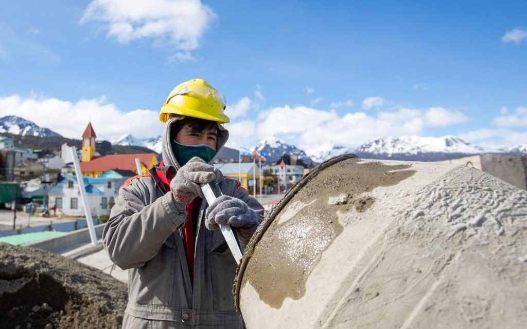 LA MUNICIPALIDAD DE USHUAIA REACTIVÓ OBRAS EN LA CIUDAD, ENTRE ELLAS LA CASA DE LA MUJER LA MUNICIPALIDAD DE USHUAIA REACTIVÓ OBRAS EN LA CIUDAD, ENTRE ELLAS LA CASA DE LA MUJER