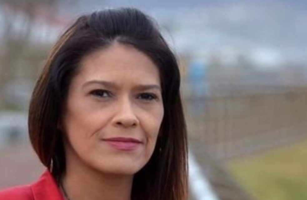 MARIANA OVIEDO: “NO ES LA ÚNICA PERSONA QUE TENÍA PÁGINAS EN MI BLOQUE” MARIANA OVIEDO: “NO ES LA ÚNICA PERSONA QUE TENÍA PÁGINAS EN MI BLOQUE”