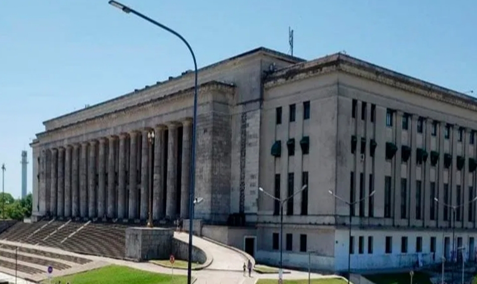 Nación habilitó la vuelta de las clases presenciales en las universidades de todo el país Nación habilitó la vuelta de las clases presenciales en las universidades de todo el país
