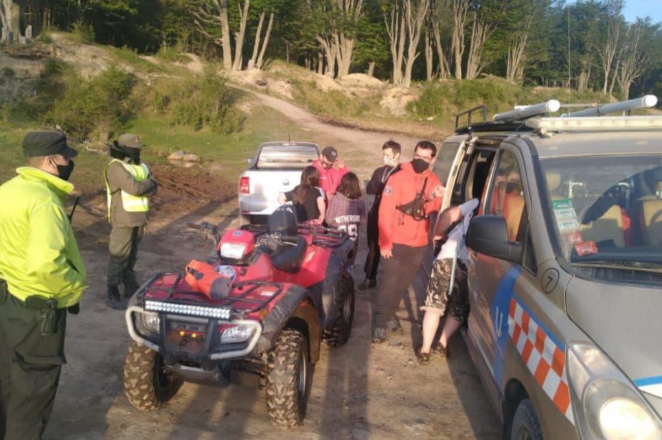 Auxiliaron a un hombre y dos menores extraviados en zona rural Auxiliaron a un hombre y dos menores extraviados en zona rural