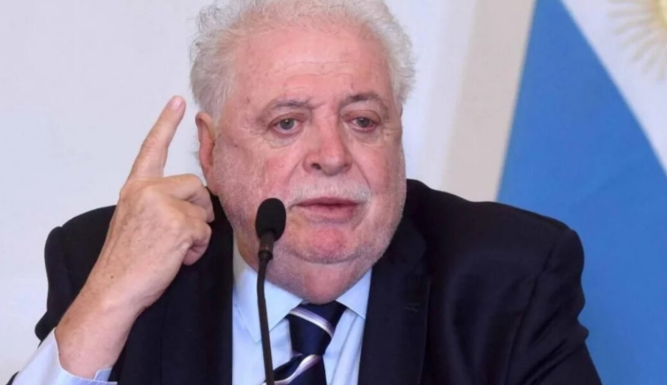 Ginés González García: “Le tengo mucho miedo al verano, el riesgo va a seguir” Ginés González García: “Le tengo mucho miedo al verano, el riesgo va a seguir”