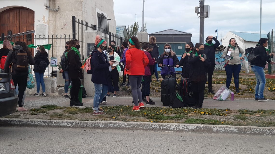 Aborto: Colectivos feministas se reúnen esta tarde en Río Grande Aborto: Colectivos feministas se reúnen esta tarde en Río Grande