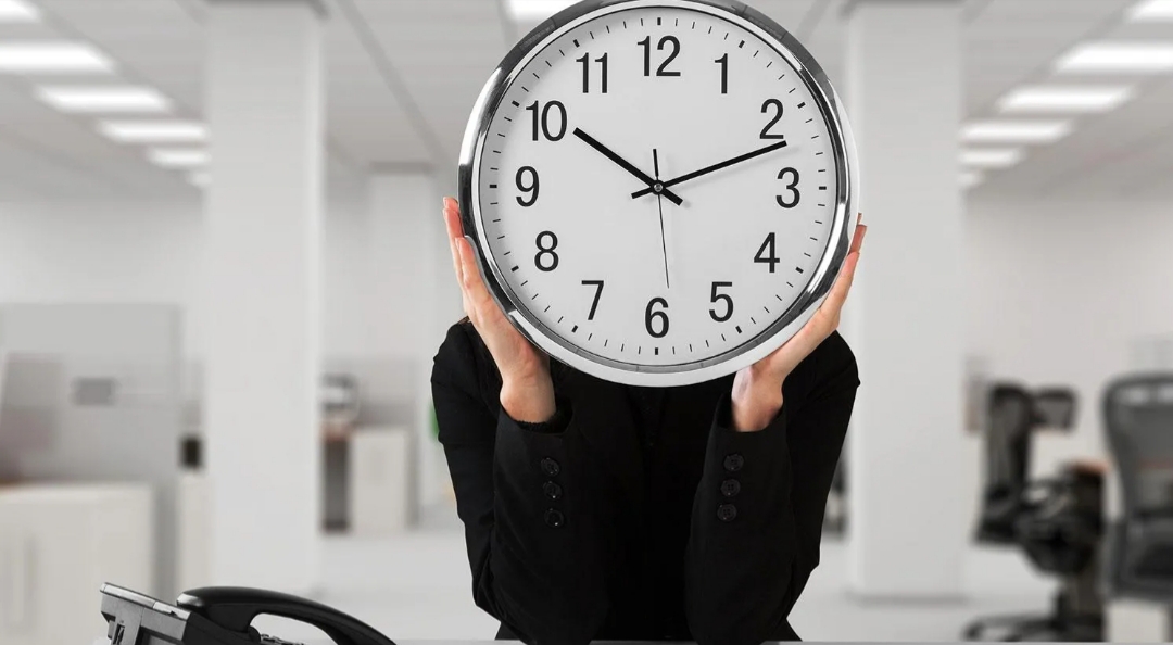 Impulsan una semana laboral de cuatro días en España Impulsan una semana laboral de cuatro días en España