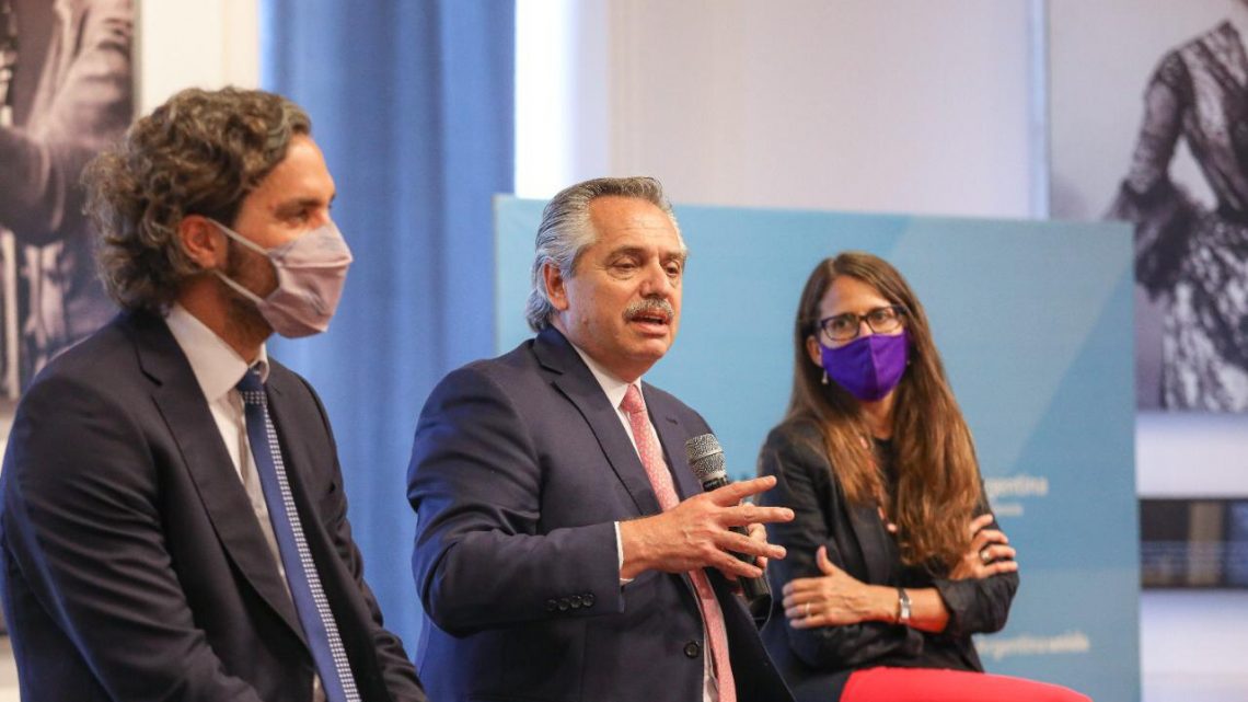 Alberto Fernández: “Todos tenemos derecho a buscar la felicidad del modo en que cada uno sienta que pueda encontrarla” Alberto Fernández: “Todos tenemos derecho a buscar la felicidad del modo en que cada uno sienta que pueda encontrarla”