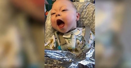 Archie, el bebé “milagro” que sobrevivió tras estar más de 600 días internado desde su nacimiento Archie, el bebé “milagro” que sobrevivió tras estar más de 600 días internado desde su nacimiento