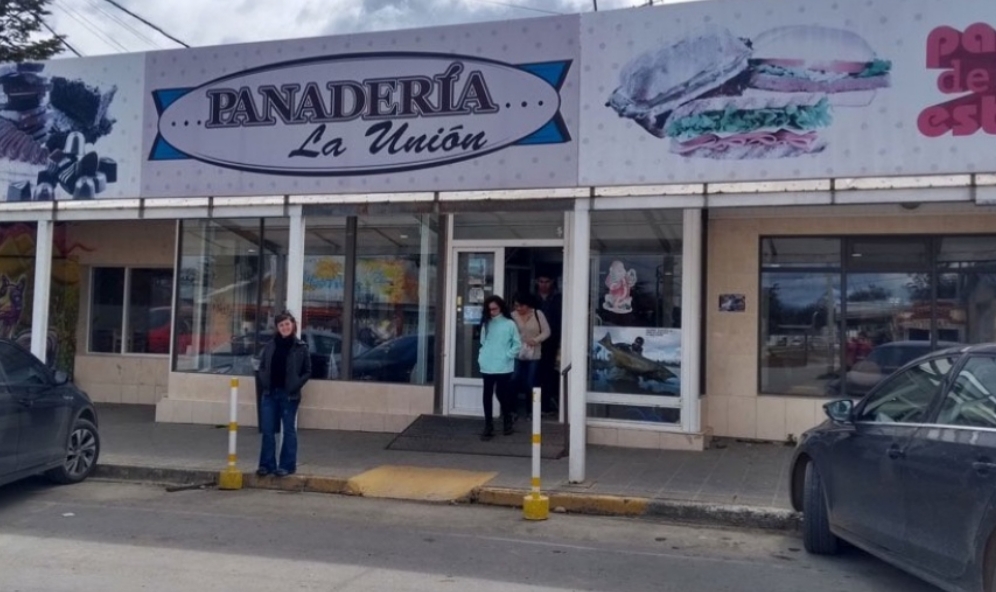 La panadería «La unión» reabre sus puertas tras las nuevas habilitaciones La panadería «La unión» reabre sus puertas tras las nuevas habilitaciones