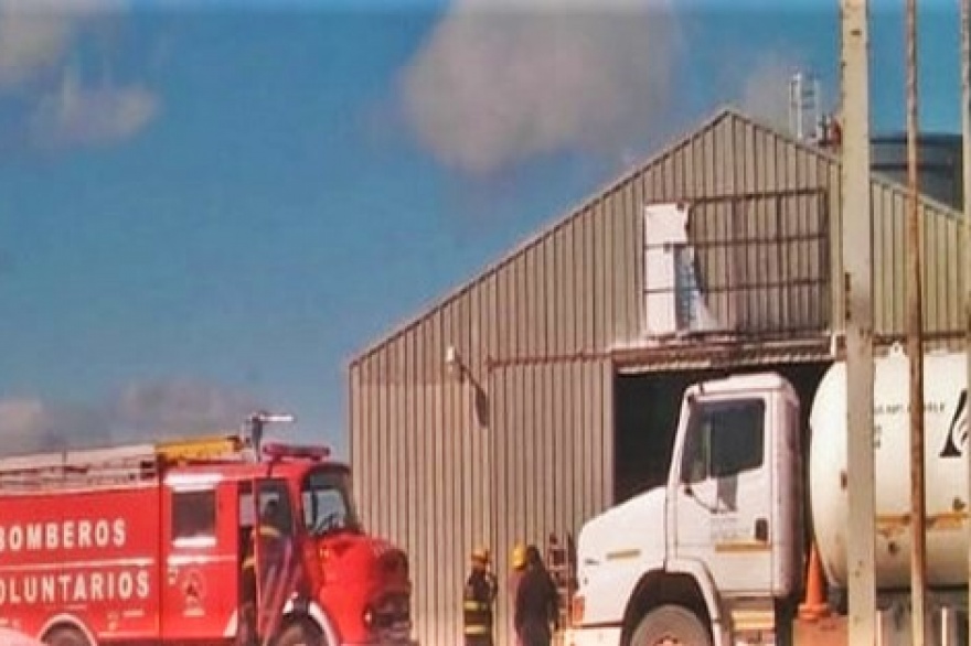 Dos operarios heridos tras una explosión en planta de gas de Río Grande Dos operarios heridos tras una explosión en planta de gas de Río Grande